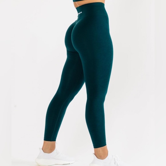 Alphalete amplify leggings in teal - Picture 4 of 13